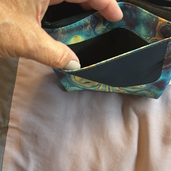 Leeds pouch - Picture 2 of 6